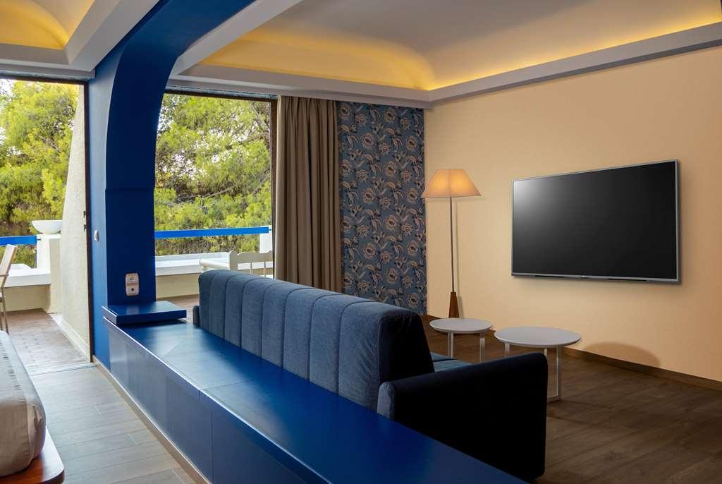 Ξενοδοχείο Ramada Poseidon 5*